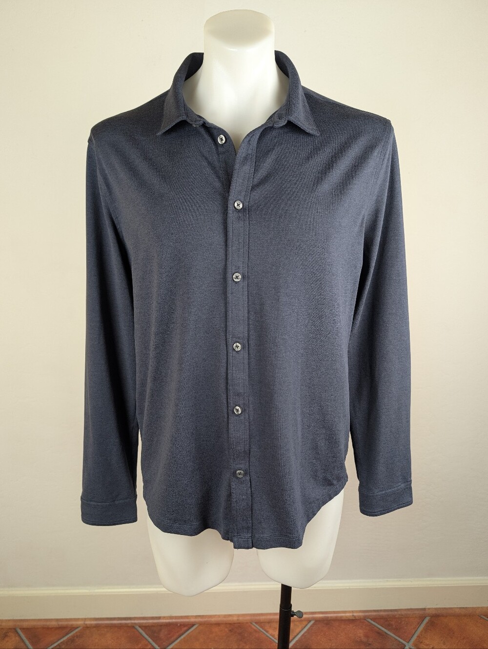 Vuori Slate Blue Soft Stretch Oxford